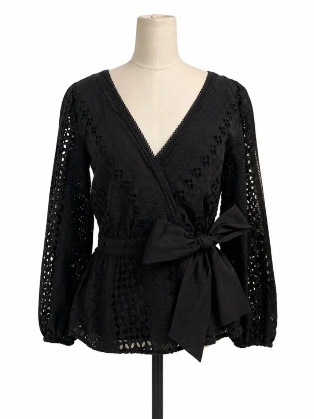 J.Crew Black Eyelet Wrap Top Size 2 Boho Lace Blouse Tie Waist Long Sleeve Chic